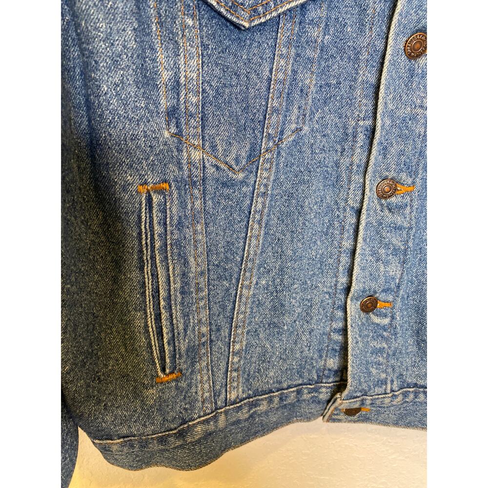 Levi’s Denim Jean Trucker Jacket Sz XXL Men’s Unisex Buttons Med Blue Classic - Picture 3 of 10